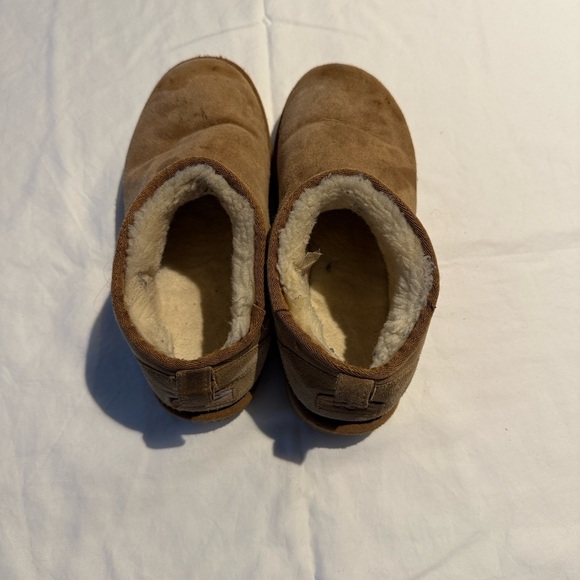 UGG Chestnut Suede Ankle Boots - Picture 9 of 14